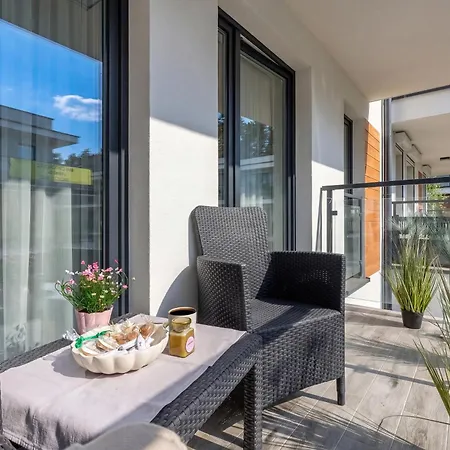 Manhhatan Pba - Strefa Basenowa - Easy - Rent Pobierowo