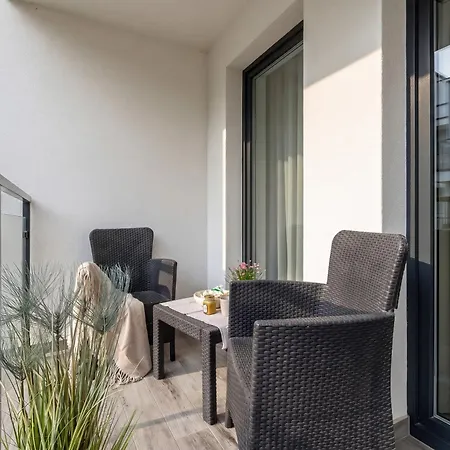 Manhhatan Pba - Strefa Basenowa - Easy - Rent Apartment